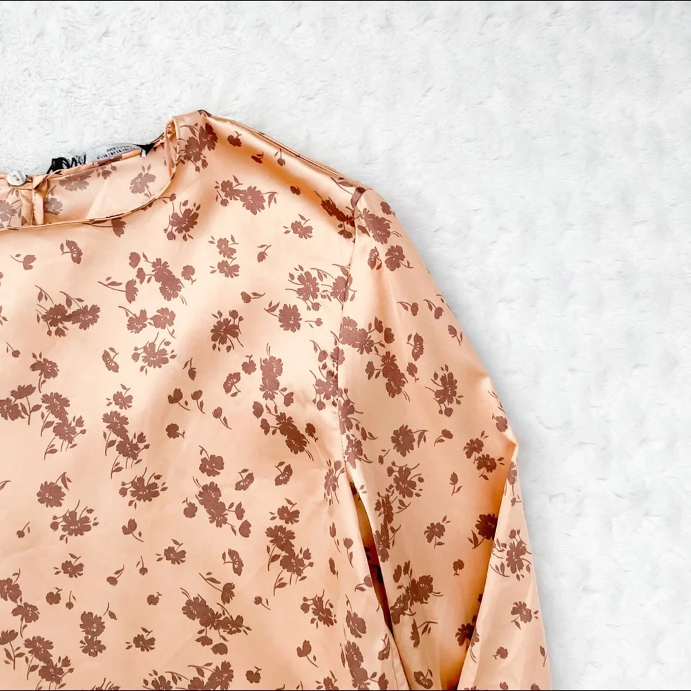 NWT- ZARA Cropped Floral Silky Cropped Long Sleeved Top